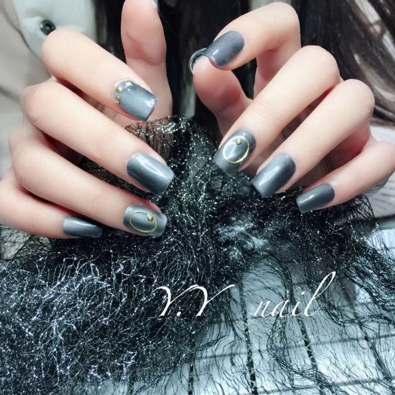 日式美甲:一场视觉与艺术的盛宴
