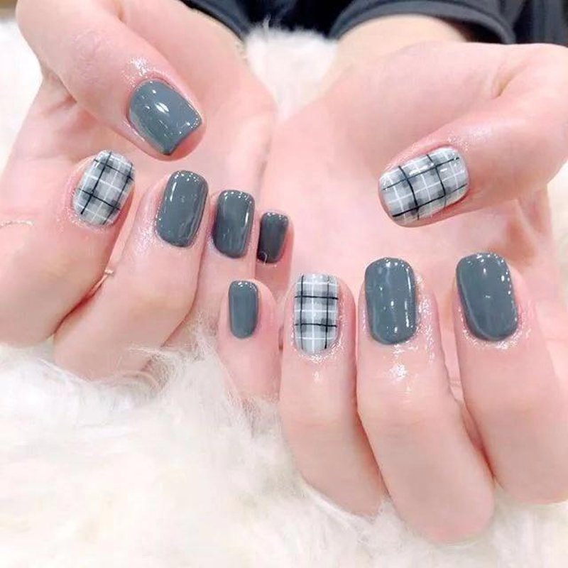 日式美甲艺术:细腻的指尖艺术之美